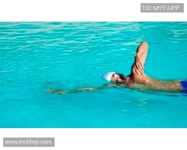 自由泳技巧全面解析 提升速度与耐力的训练方法及注意事项 自由泳技巧全面解析 提升速度与耐力的训练方法及注意事项