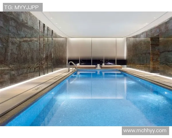 现代室内泳池设计：打造舒适豪华的休闲与健身空间